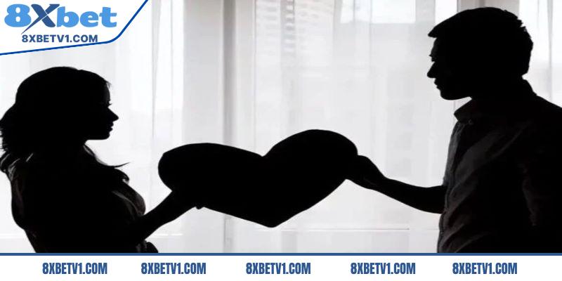 Ngủ mơ bạn và người yêu cũ quay lại